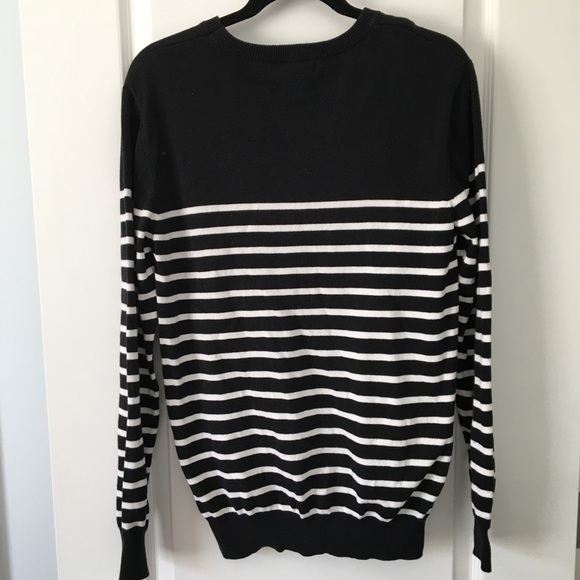 Forever 21 Men’s Black and White Striped Sweater - Picture 2 of 5